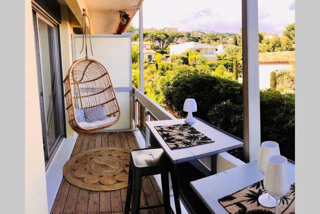 Charmant Studio Avec Terrasse Vue Mer A 50 M Сент-Максим Экстерьер фото